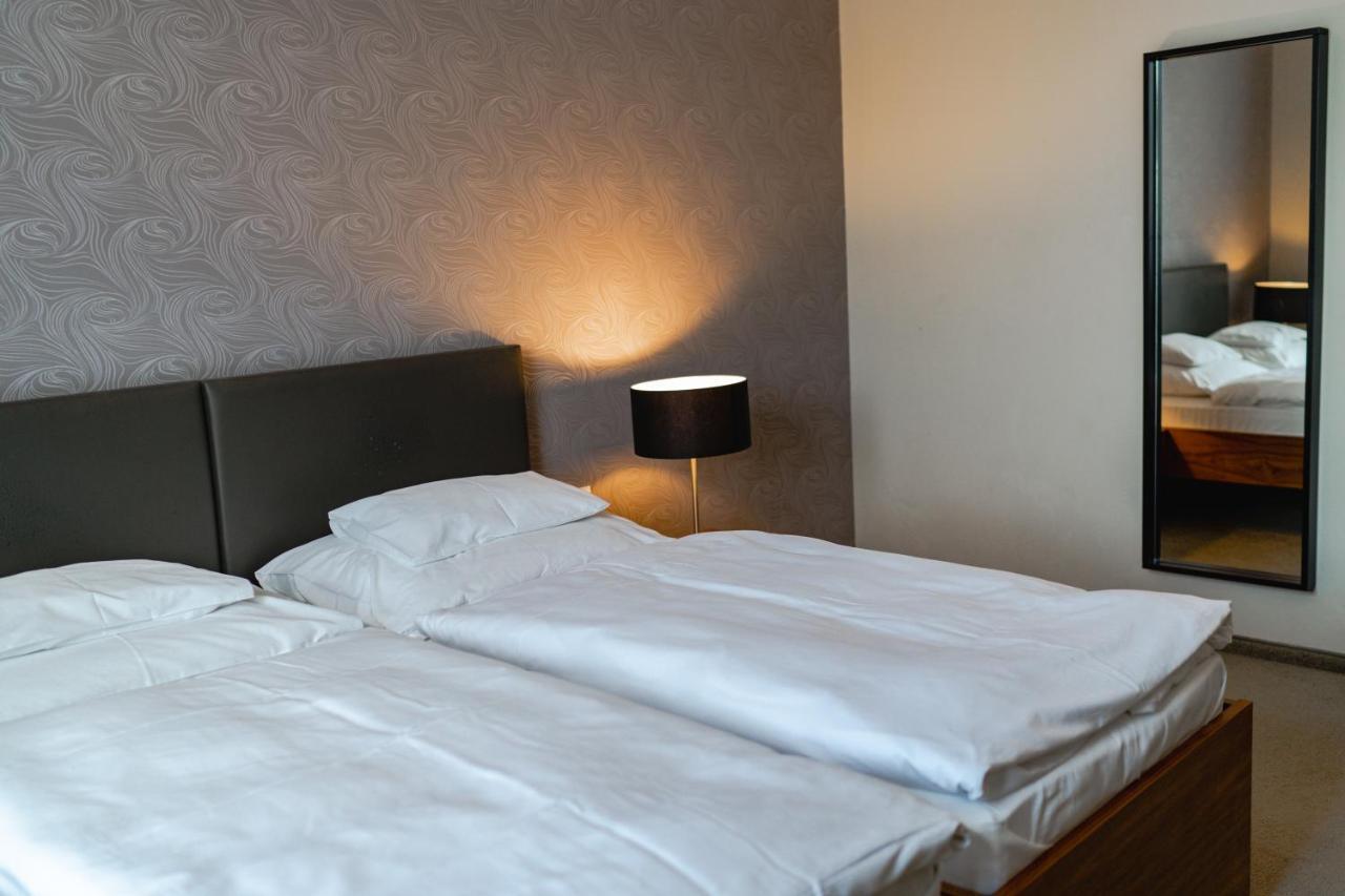 Hotel Vetruse Usti nad Labem Room photo
